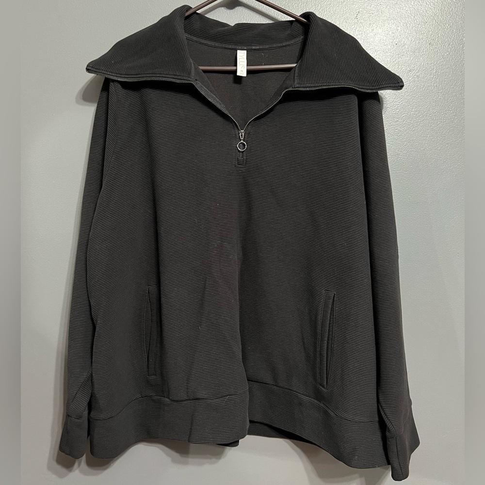 Womens Plus Stylus Quarter Zip Top